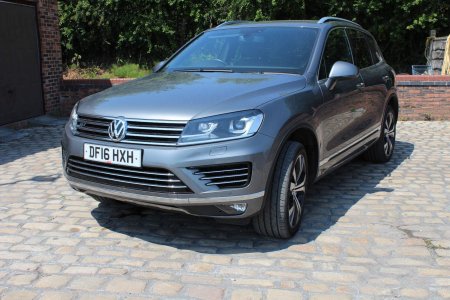 VOLKSWAGEN TOUAREG 3.0 TDI V6 BlueMotion Tech R-Line Tiptronic 4WD Euro 6 (s/s) 5dr