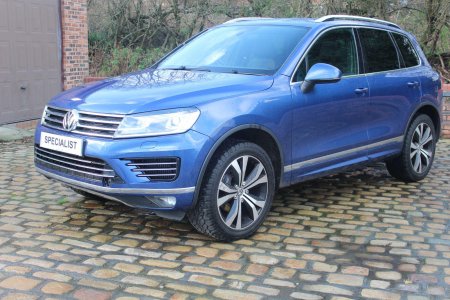 VOLKSWAGEN TOUAREG 3.0 TDI V6 R-Line Tiptronic 4WD Euro 6 (s/s) 5dr